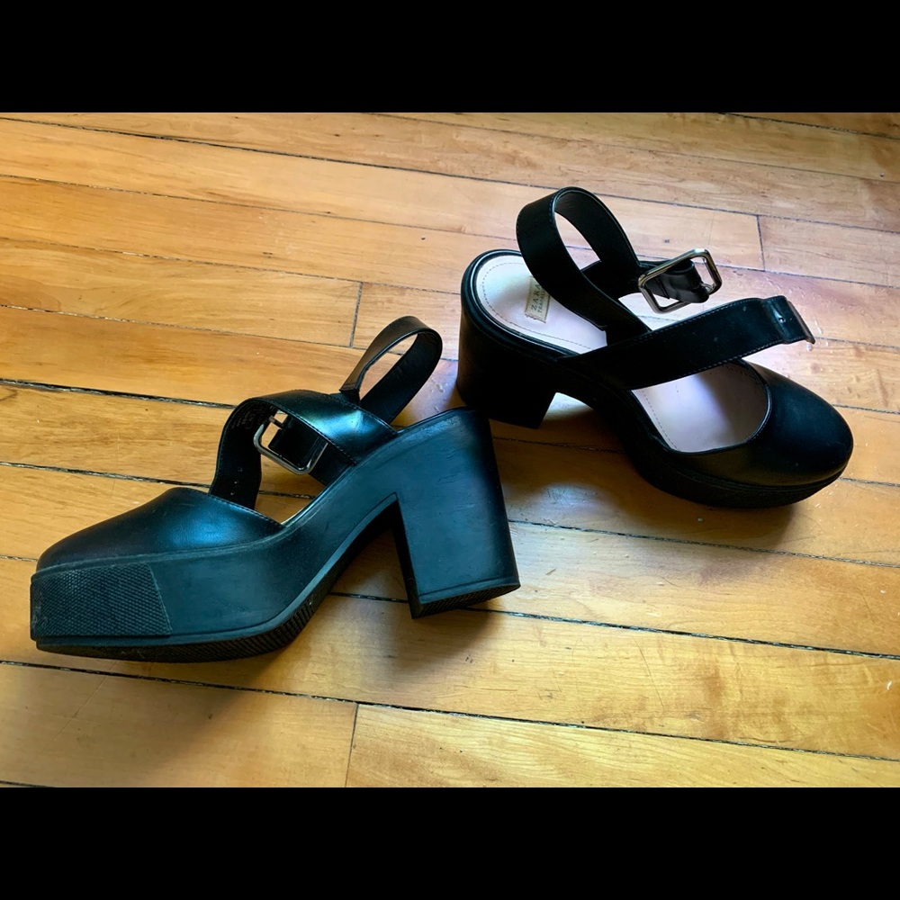 Women’s chunky heels